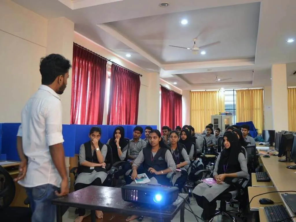 Azure Web Apps Workshop at Eranad Knowledge City Technical Campus, Manjeri — photo 3