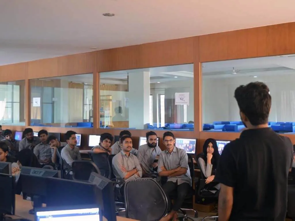 Azure Web Apps Workshop at Eranad Knowledge City Technical Campus, Manjeri — photo 5