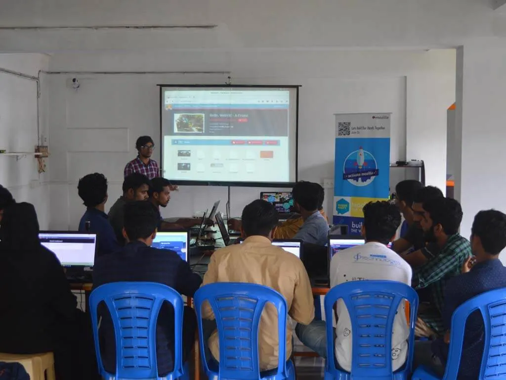 Speaking engagement at Foxlab Makerspace, Perinthalmanna