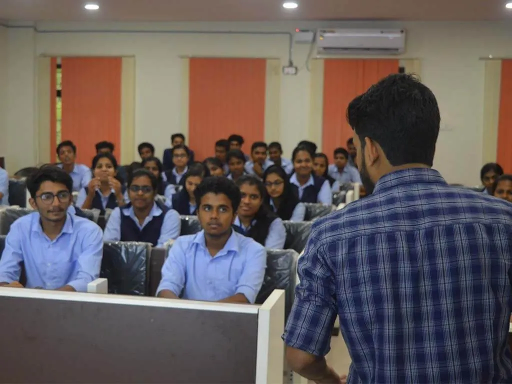 BEYOND THE FOUR WALLS OF THE CLASSROOM at Government Engineering College, Sreekrishnapuram — photo 4