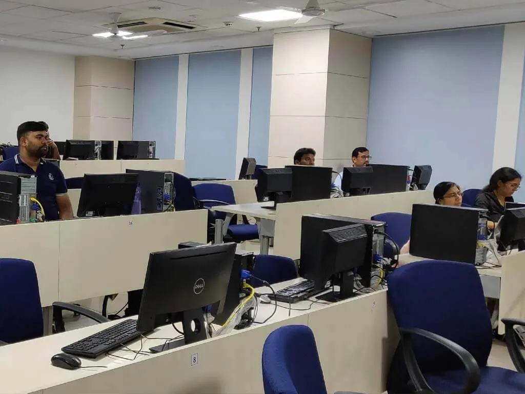 BUILDING DATA SOLUTIONS ON AZURE at Infosys Bangalore — photo 3