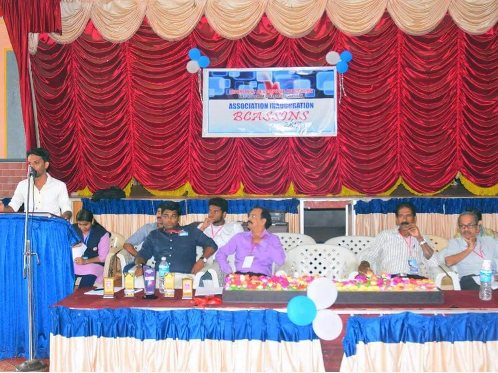 Beyond The Four Walls Of Classroom at M E S Keveeyam College Valanchery, Malappuram — photo 2