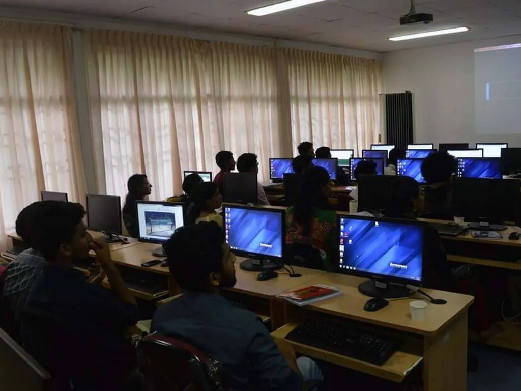 Learn Programming With C# at Mes College of Engineering, Kuttippuram — photo 4