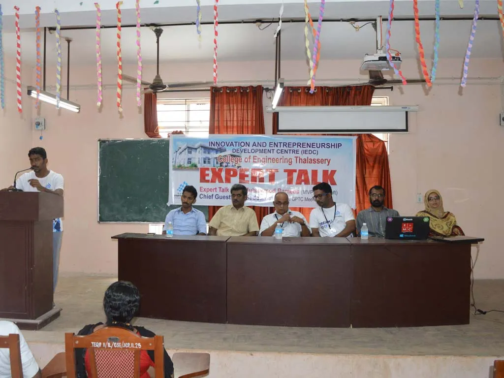 Beyond the four walls of classroom at College of Engineering, Thalassery — photo 1