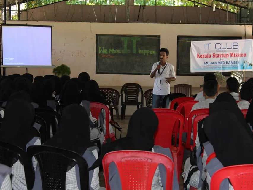 Talk on Opportunities in IT and KSUM at Dayapuram Res. School — photo 1