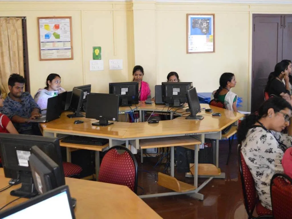UWP Workshop at St. Joseph's College of Engineering and Technology, Palai — photo 3