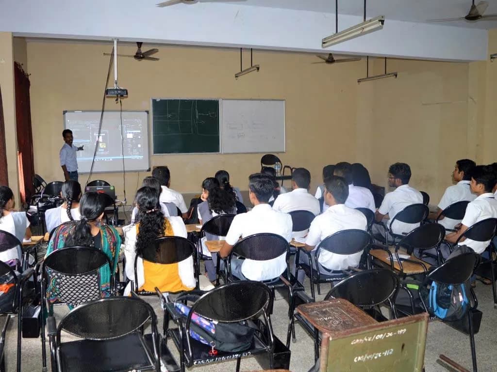 Universal Windows App Dev Workshop at College of Applied Science, Vadakkenjeri — photo 4